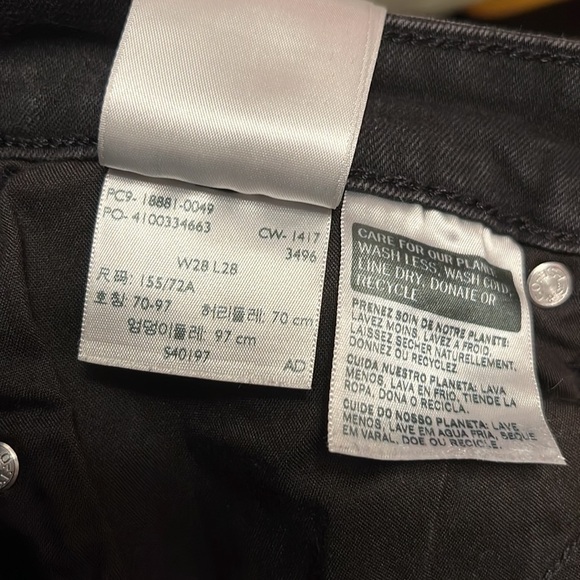 Levi’s 711 Skinny Jeans - Picture 9 of 9
